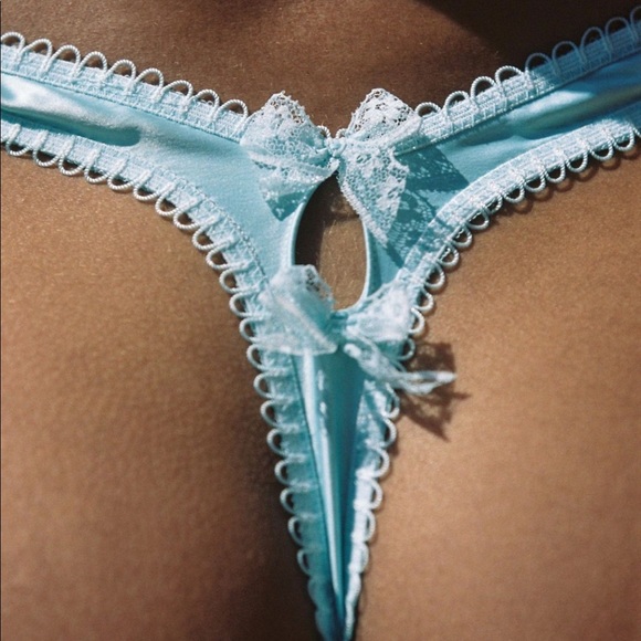 FOR LOVE & LEMONS Flower Dance Thong Panty - Picture 4 of 13